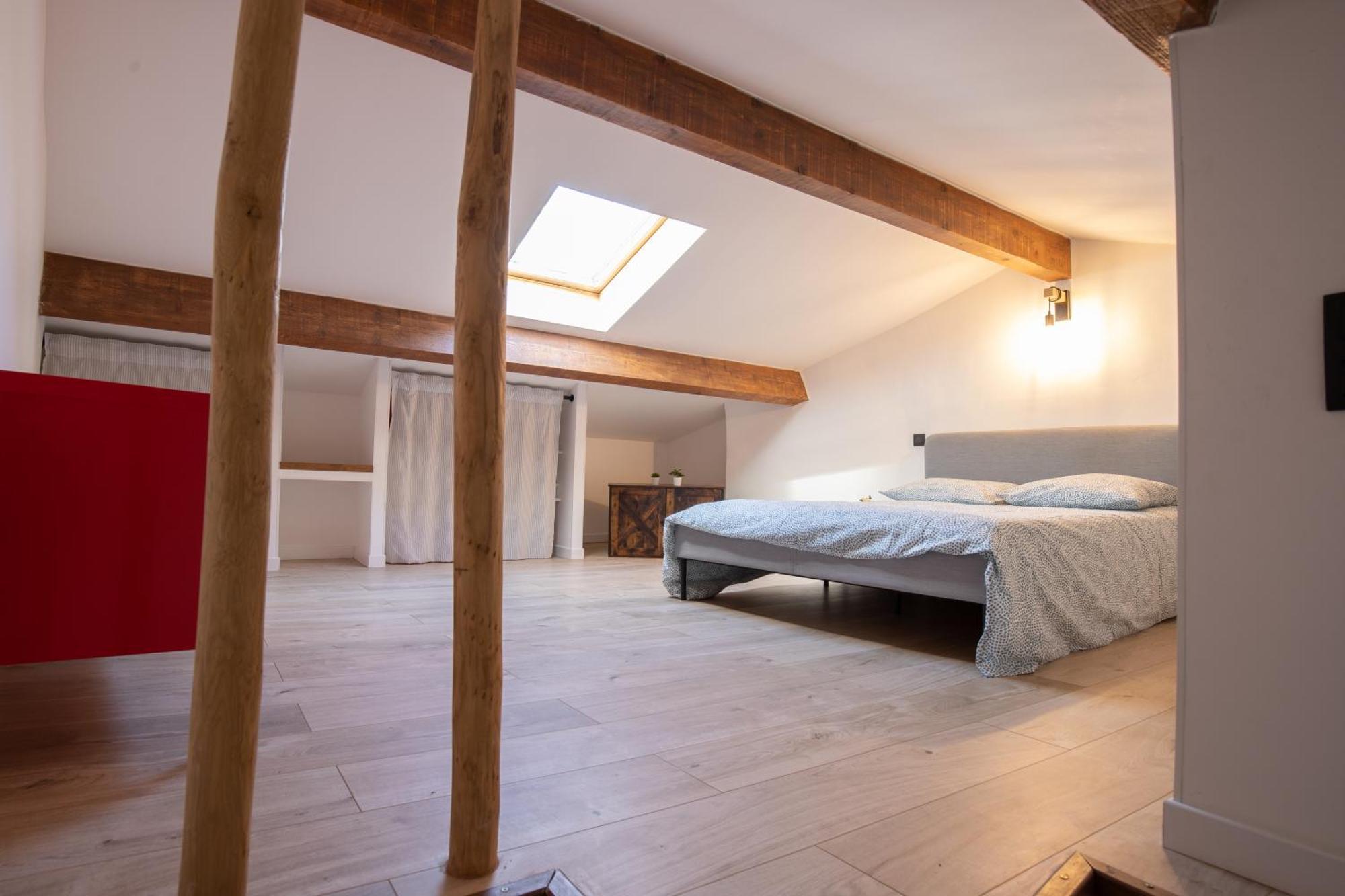 Le Duplex - Hypercentre - Wifi Apartment Carpentras Exterior photo